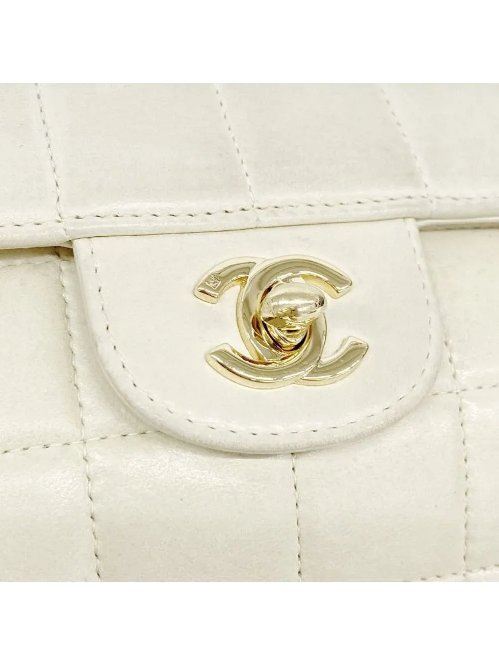 Chanel Shoulder Bag Choco Bar Lambskin Beige Gold
